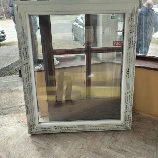 042 115x135, 4 5, malo flekavo 124,30